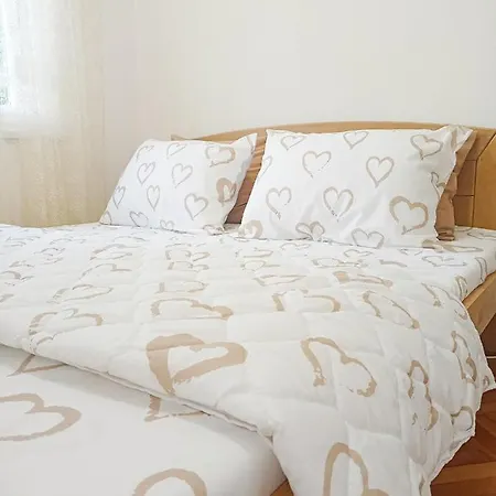Lan Apartman